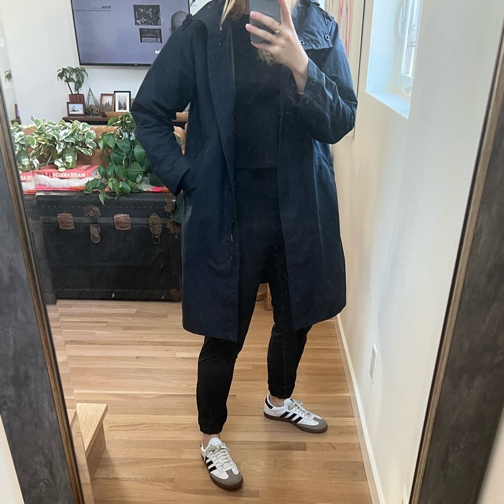 Everlane Anorak size M